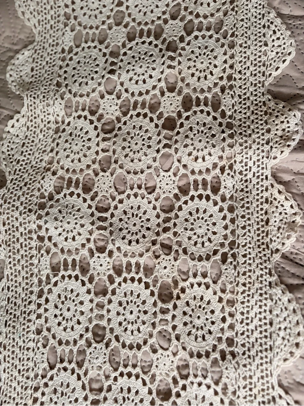 Vintage Lot Of 5 Doilies: 1 Table Runner, 1 Oval, 3 Round 1920’s-1949’s Antique